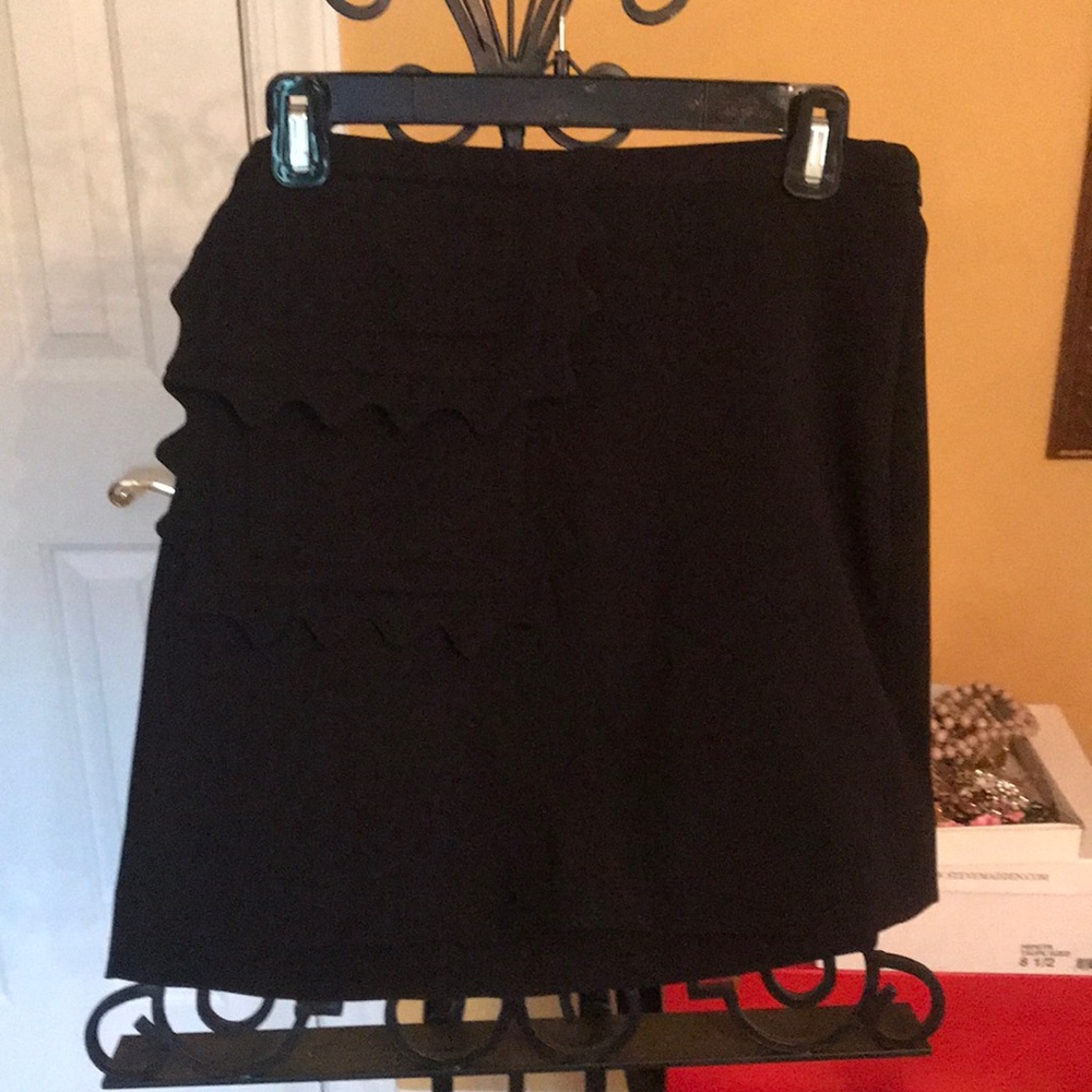 Black skirt